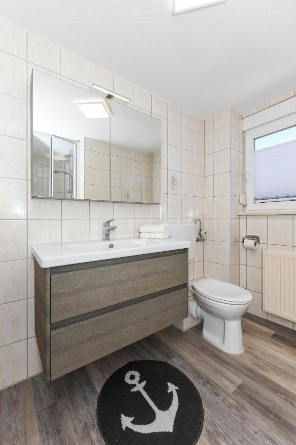 Ferienwohnung Robbe Im Haus Nordst Bensersiel Exterior foto